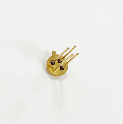 1000V 유리에서 금속 밀폐 커넥터 30A 5MPa OEM 누출없이