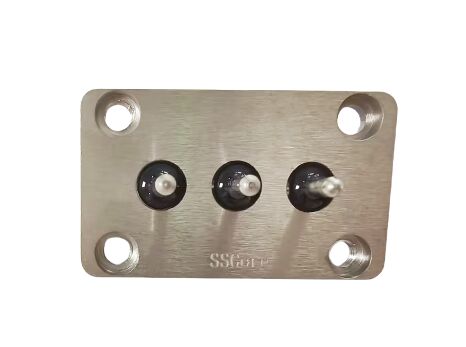 15A 안전 및 전기 연결을 위해 설계 된 45 스틸 핀 재료로 만들어진 전류등급 헤르메틱 밀폐 터미널