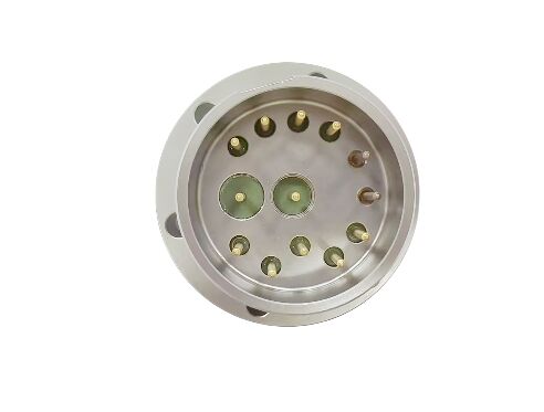 은색 유리 금속 씰, 핀 재질 4J50 합금, 내구성이 뛰어난 전기 및 기계 부품 씰링에 이상적